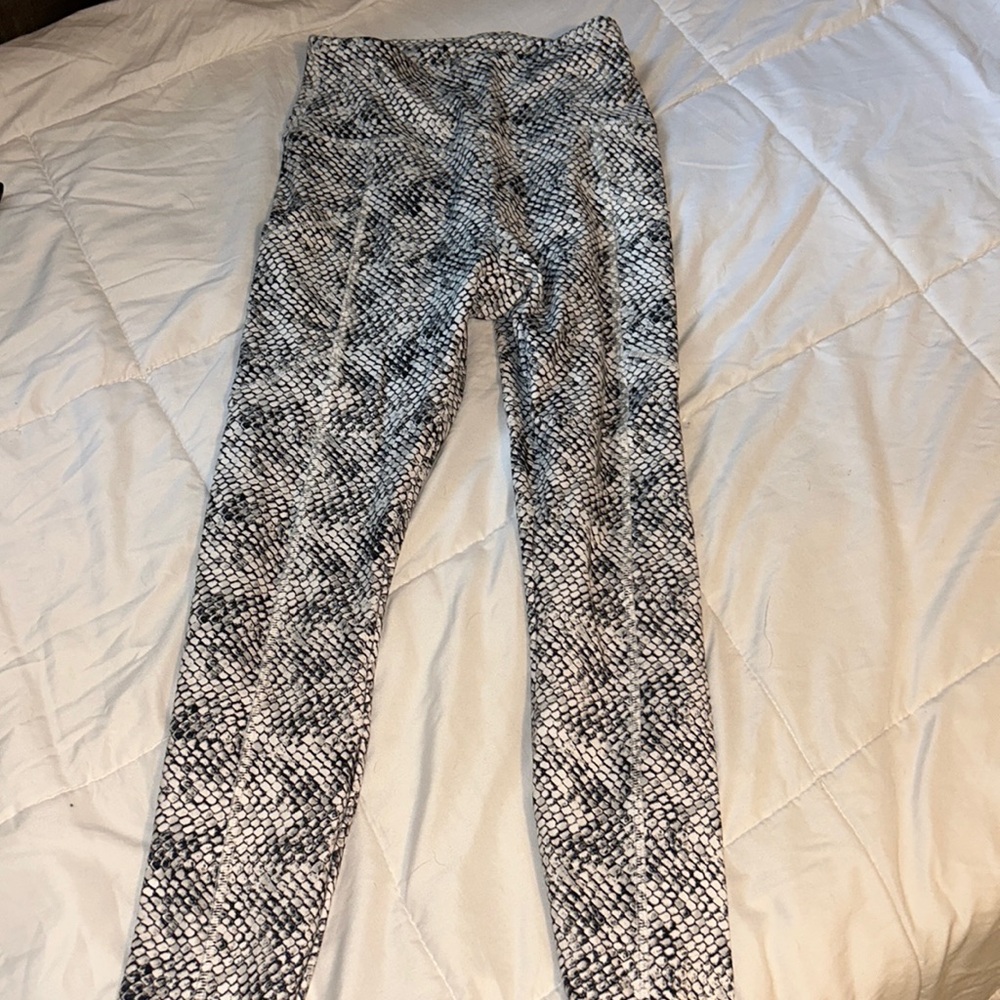 Snakeskin workout leggings